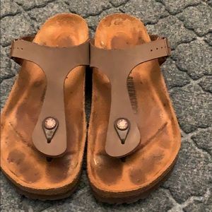Birkenstock’s Gizeh Sandal